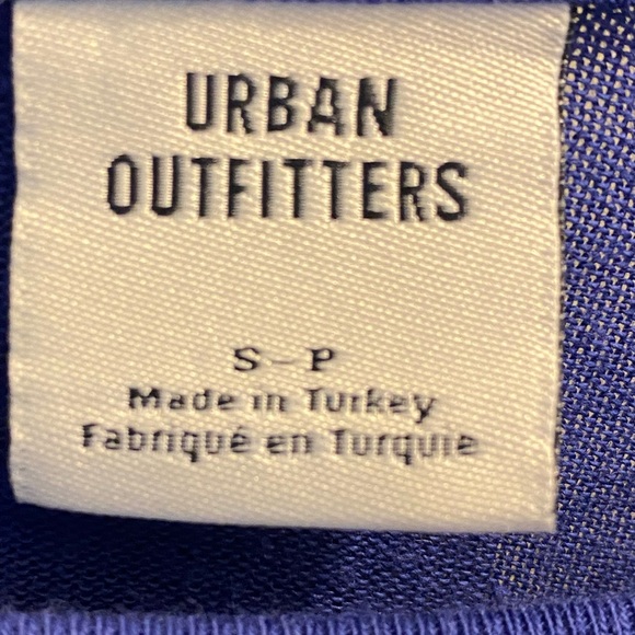 URBAN OUTFITTERS SMALL CROPPED BABY TEE - Picture 8 of 11